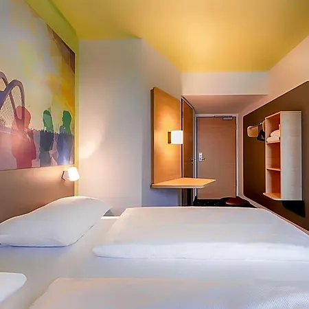Szálloda B&B Hotel Kehl 2*